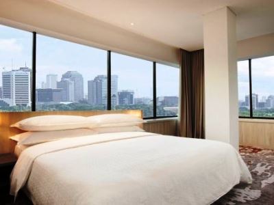 Four Points By Sheraton Thamrin Hotel 4*